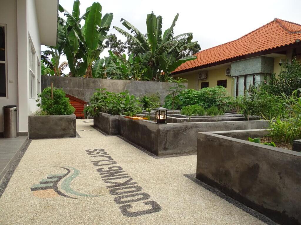 Bale Solah Lombok Holiday Resort Senggigi Exterior foto