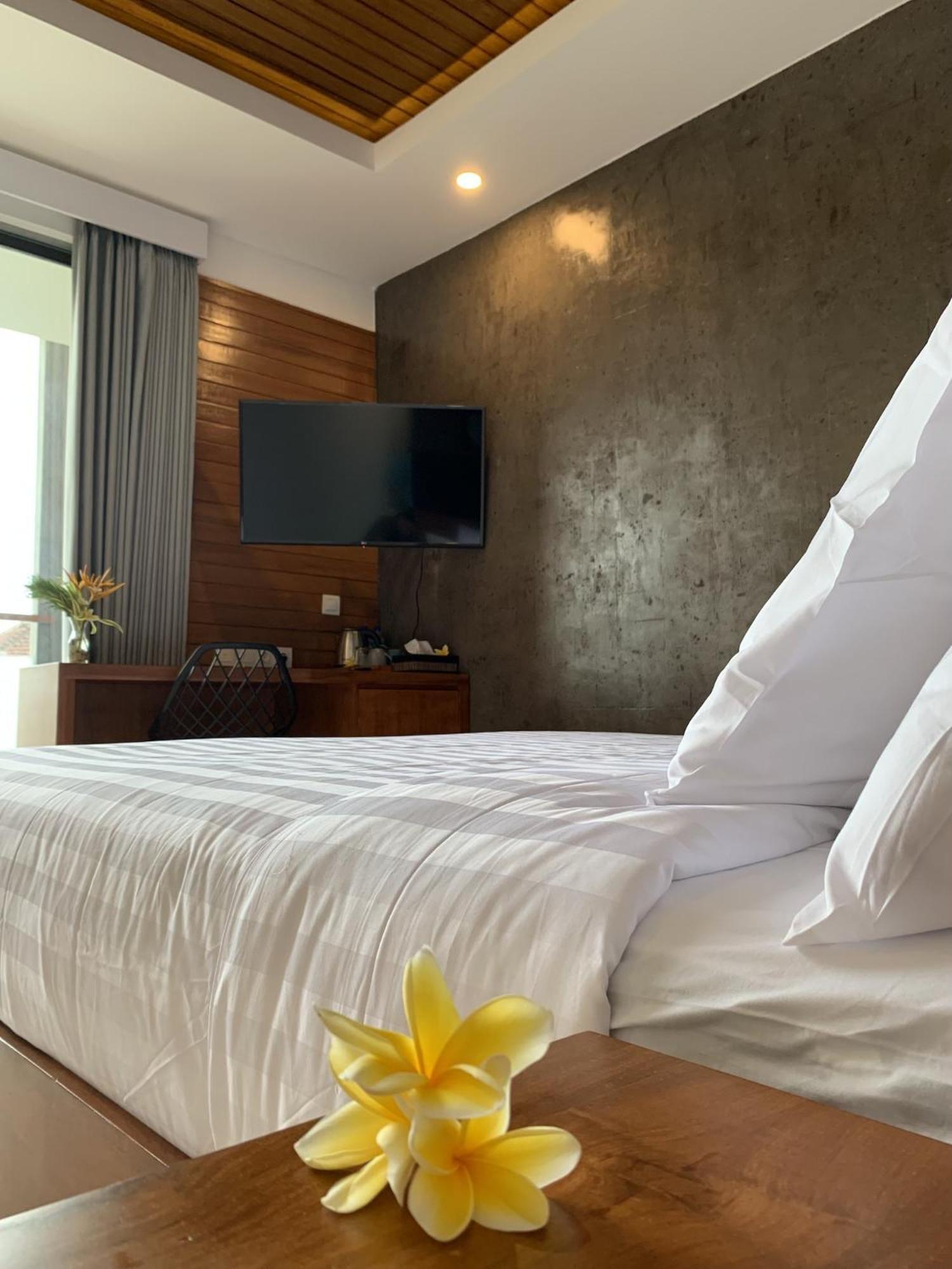 Bale Solah Lombok Holiday Resort Senggigi Exterior foto