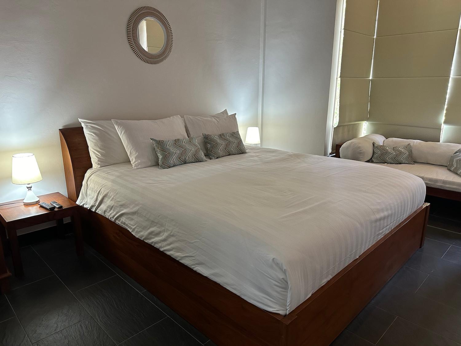Bale Solah Lombok Holiday Resort Senggigi Exterior foto