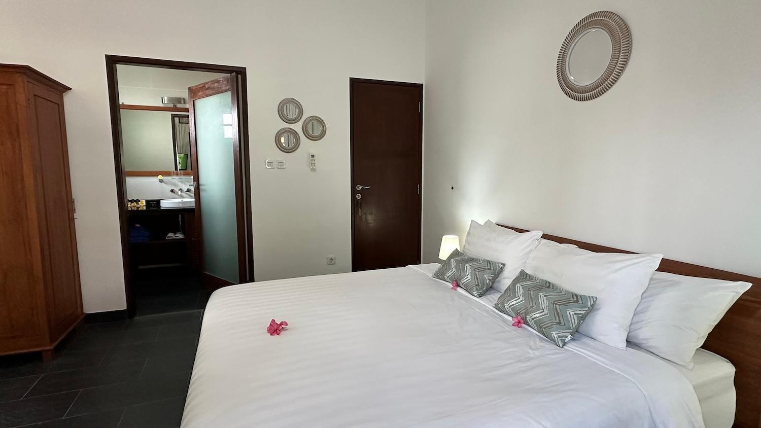 Bale Solah Lombok Holiday Resort Senggigi Exterior foto