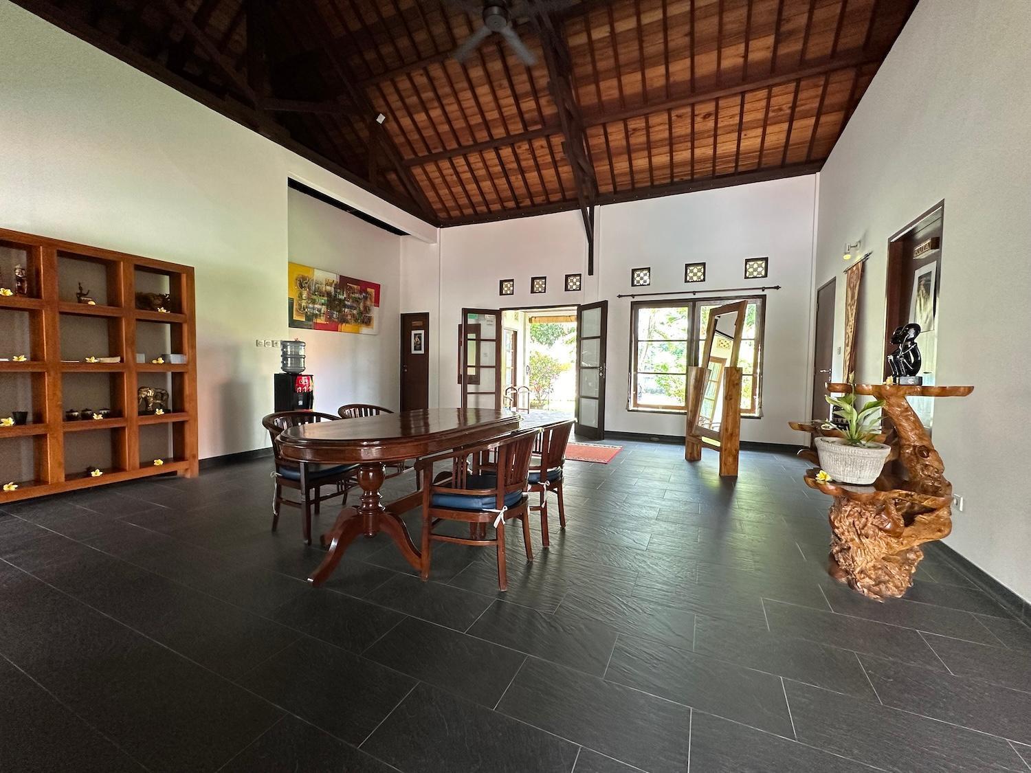 Bale Solah Lombok Holiday Resort Senggigi Exterior foto